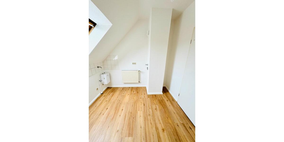 Dachgeschoßwohnung Leipzig Nord - 2 Zimmer, 56 m&sup2;, 610&euro; | Angebot:26688126