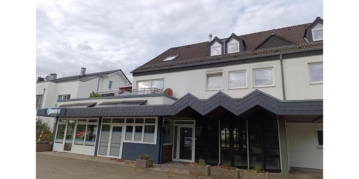 Ebenerdige Laden-Büro-Praxis-Fläche 127 m² in Drolshagen zimmer