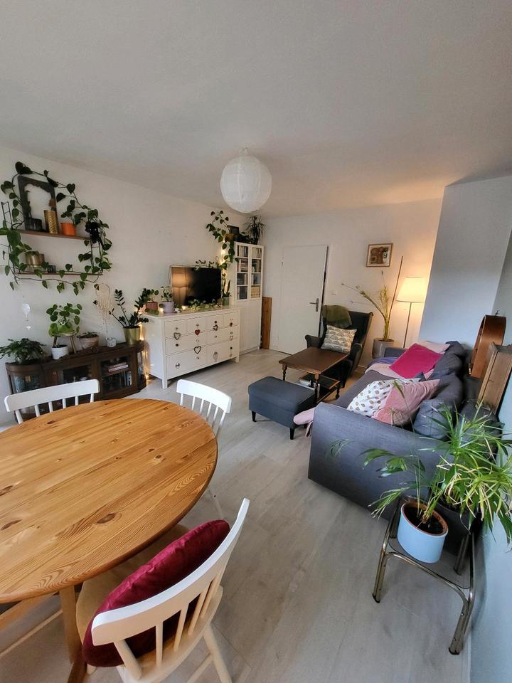 helle 3-Zimmer-Wohnung voll möbliert, Zwischenmiete