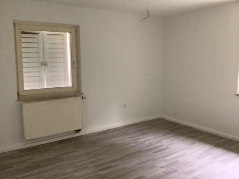 Etagenwohnung Oberndorf am Neckar - 3 Zimmer, 69 m&sup2;, 585&euro; | Angebot:24678670
