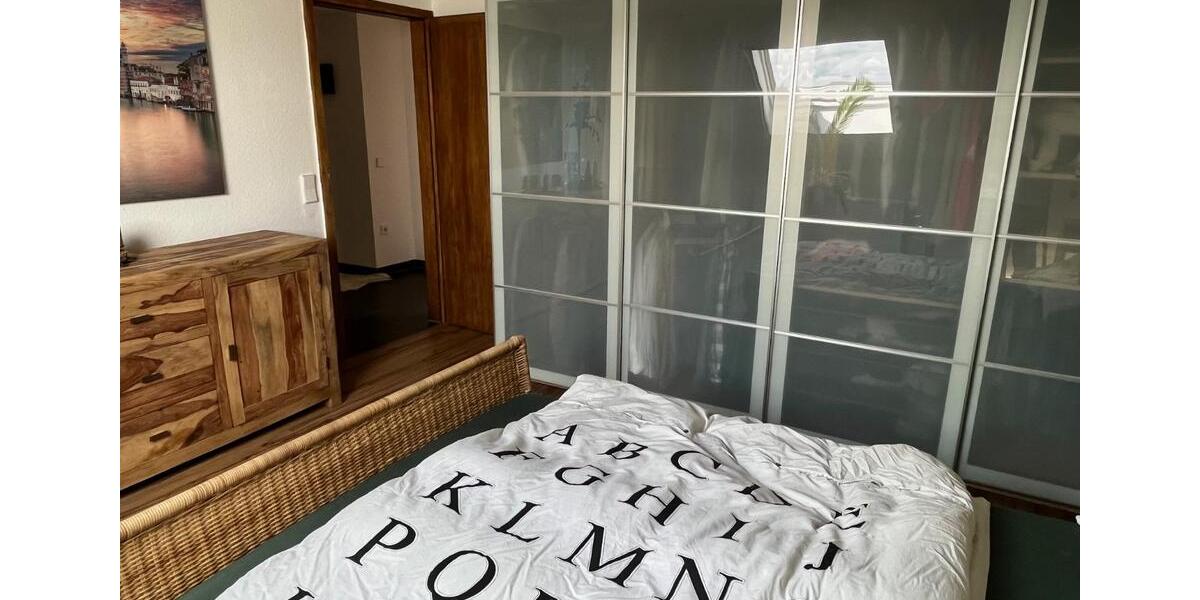 Dachgeschoßwohnung Lünen - 3.5 Zimmer, 85 m&sup2;, 700&euro; | Angebot:25239001