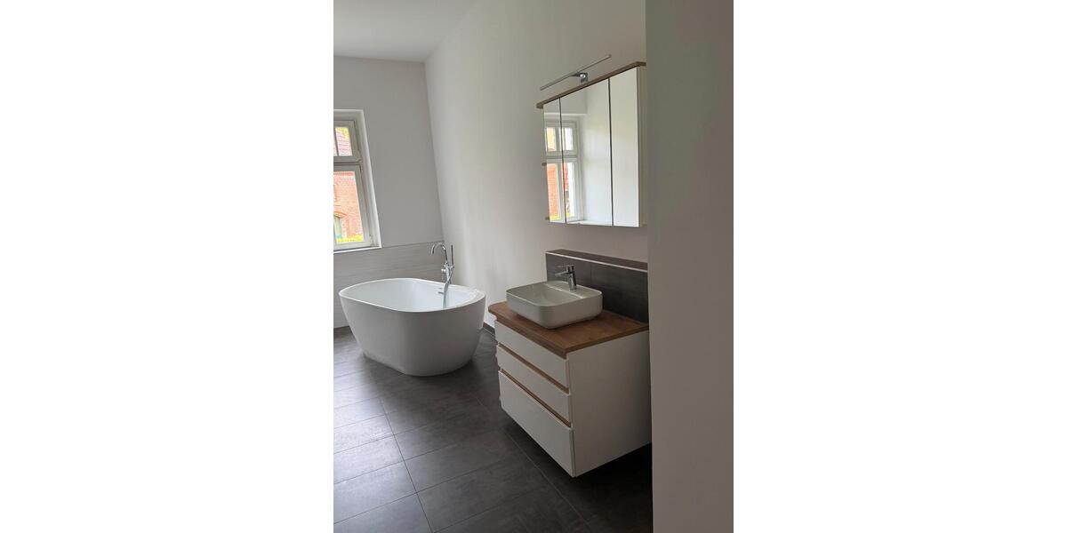 Hochparterre Neuruppin Alt Ruppin - 2 Zimmer, 91 m&sup2;, 997&euro; | Angebot:26481413