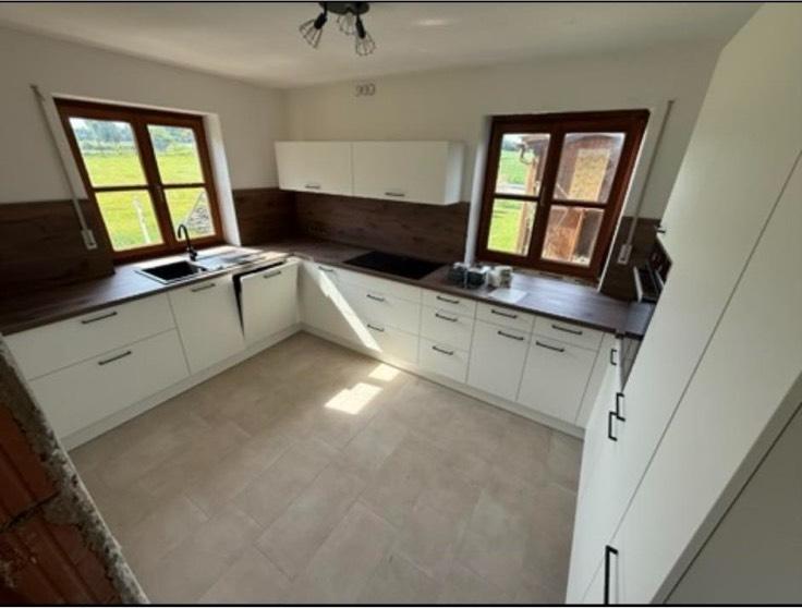 Etagenwohnung Ampfing - 2 Zimmer, 77 m&sup2;, 1.150&euro; | Angebot:25598864