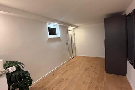 Kellerwohnung im Familienhaus 3 zimmer