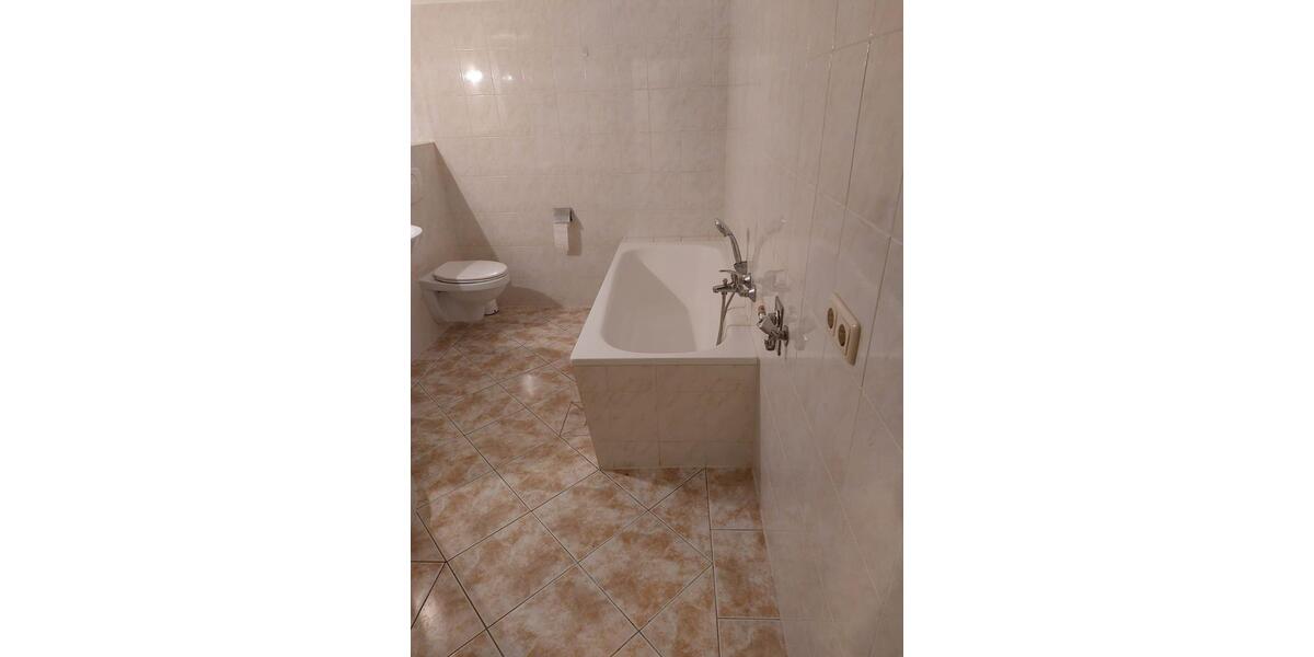 Etagenwohnung Ilmenau - 2 Zimmer, 71 m&sup2;, 430&euro; | Angebot:25365528