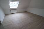 Charmante 3-Zimmer Dachgeschoßwohnung mit Einbauküche und Balkon