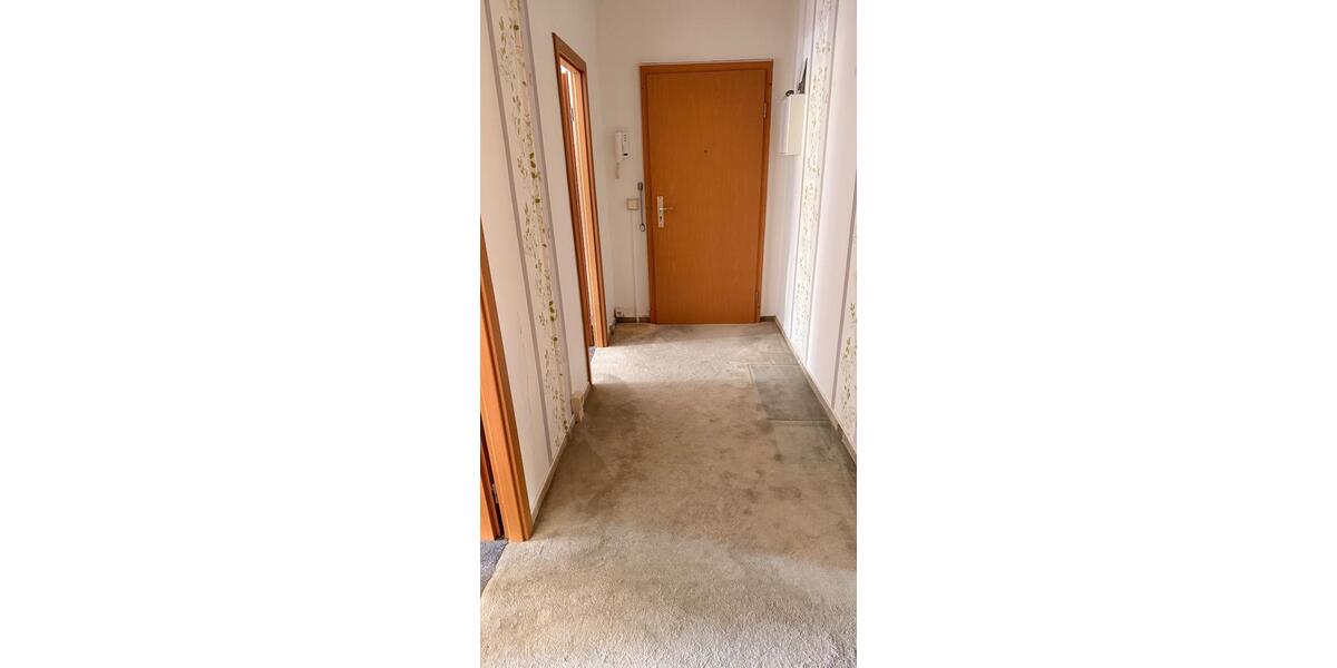Erdgeschoßwohnung Staßfurt - 3 Zimmer, 69 m&sup2;, 380&euro; | Angebot:26586330