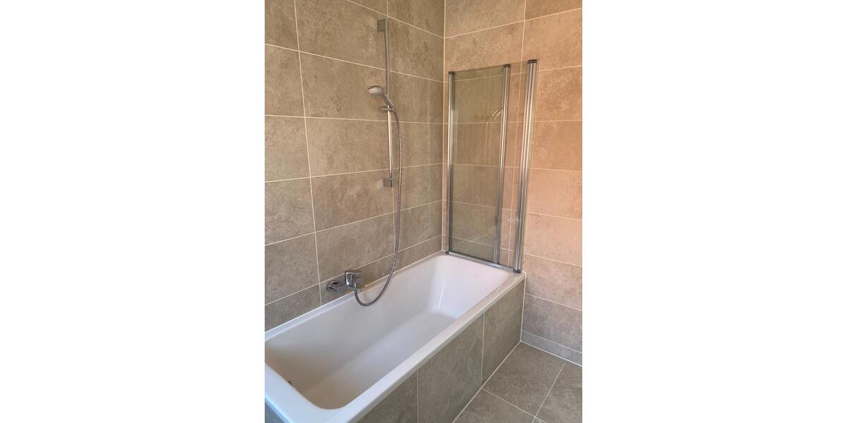 Etagenwohnung Karben - 3 Zimmer, 85 m&sup2;, 1.160&euro; | Angebot:25022420