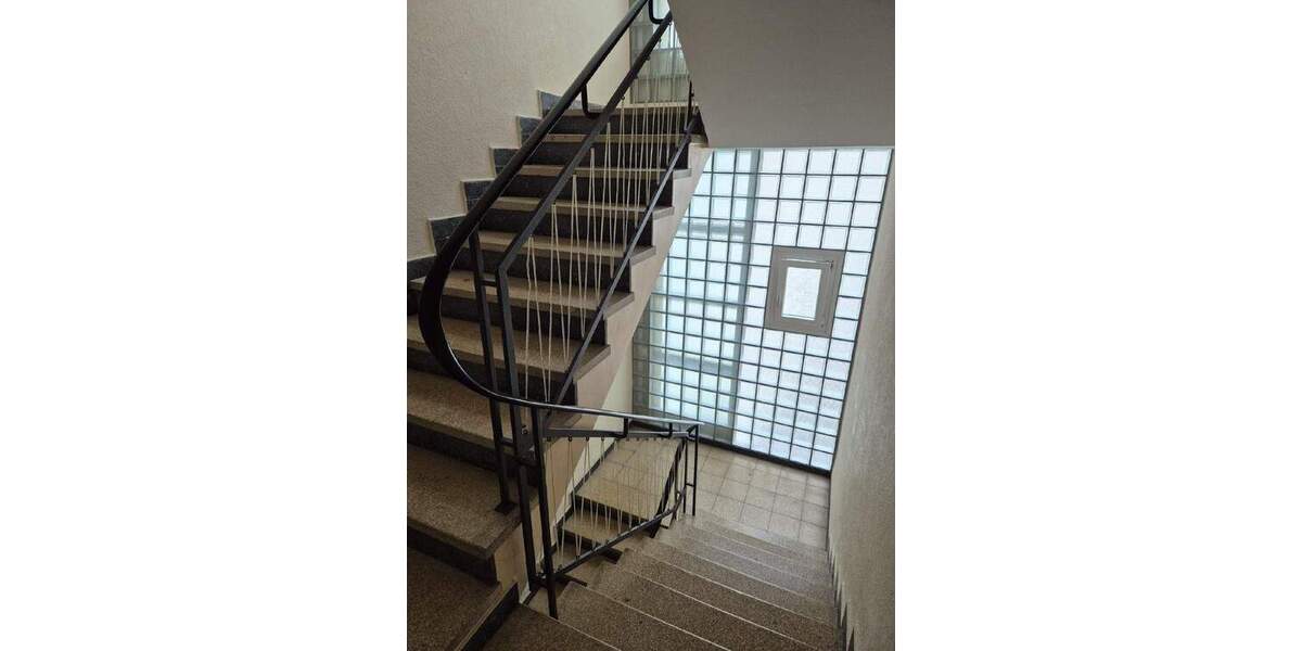 Einfamilienhaus Stuttgart Ost - 2.050&euro; | Angebot:25108626