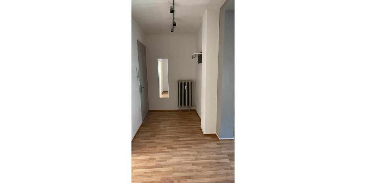 Dachgeschoßwohnung Saarbrücken Eschberg - 2 Zimmer, 50 m&sup2;, 575&euro; | Angebot:26013062