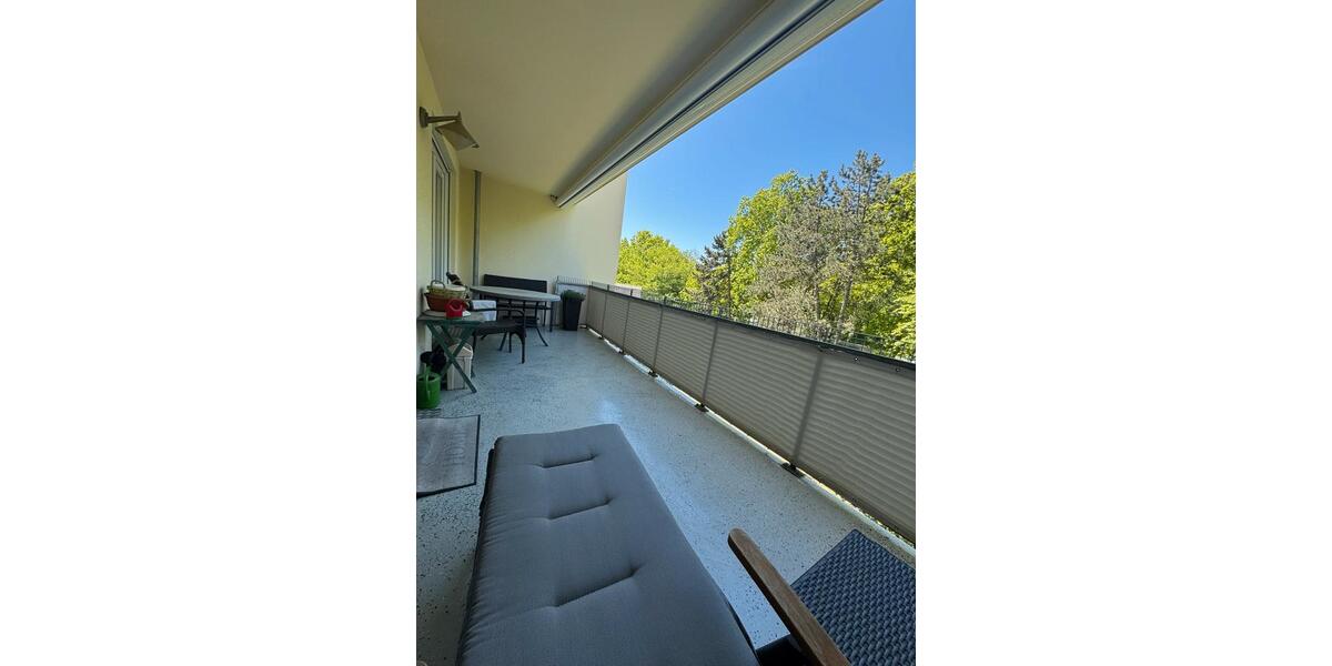 Etagenwohnung Wiesbaden Klarenthal - 3 Zimmer, 93 m&sup2;, 1.350&euro; | Angebot:26656469