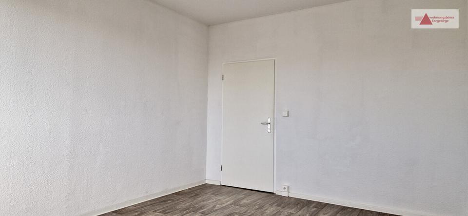 Etagenwohnung Klingenberg - 3 Zimmer, 66 m&sup2;, 420&euro; | Angebot:26646301