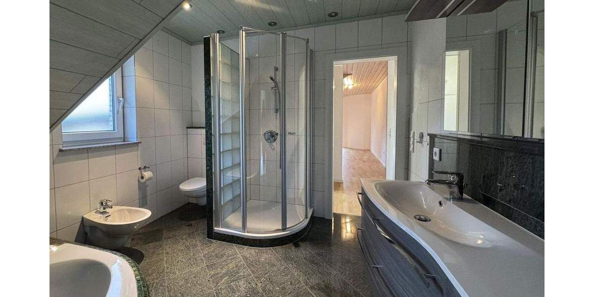 Exklusives EFH mit Sauna, Garage & Garten 6 zimmer