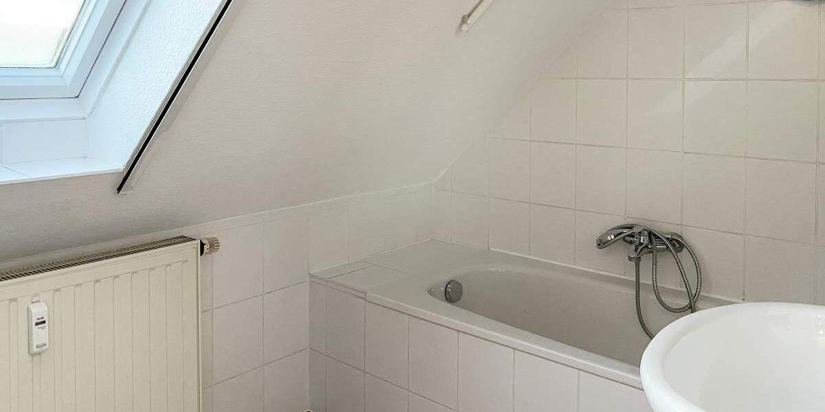 Etagenwohnung Schleiz - 2 Zimmer, 34 m&sup2;, 275&euro; | Angebot:26331583