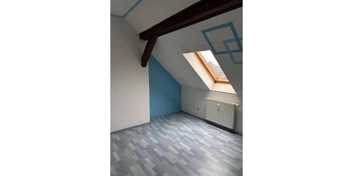 Dachgeschoßwohnung Staßfurt - 2 Zimmer, 47 m&sup2;, 370&euro; | Angebot:25257088