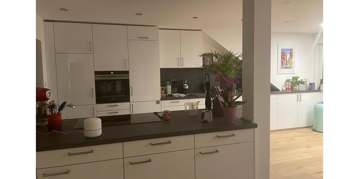 Dachgeschoßwohnung Fulda - 1 Zimmer, 120 m&sup2;, 1.300&euro; | Angebot:26680405