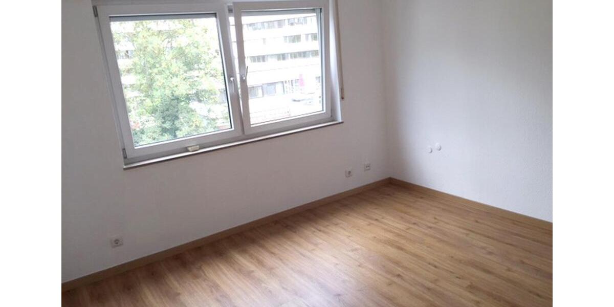 Etagenwohnung Siegburg - 3 Zimmer, 105 m&sup2;, 1.196&euro; | Angebot:26661795