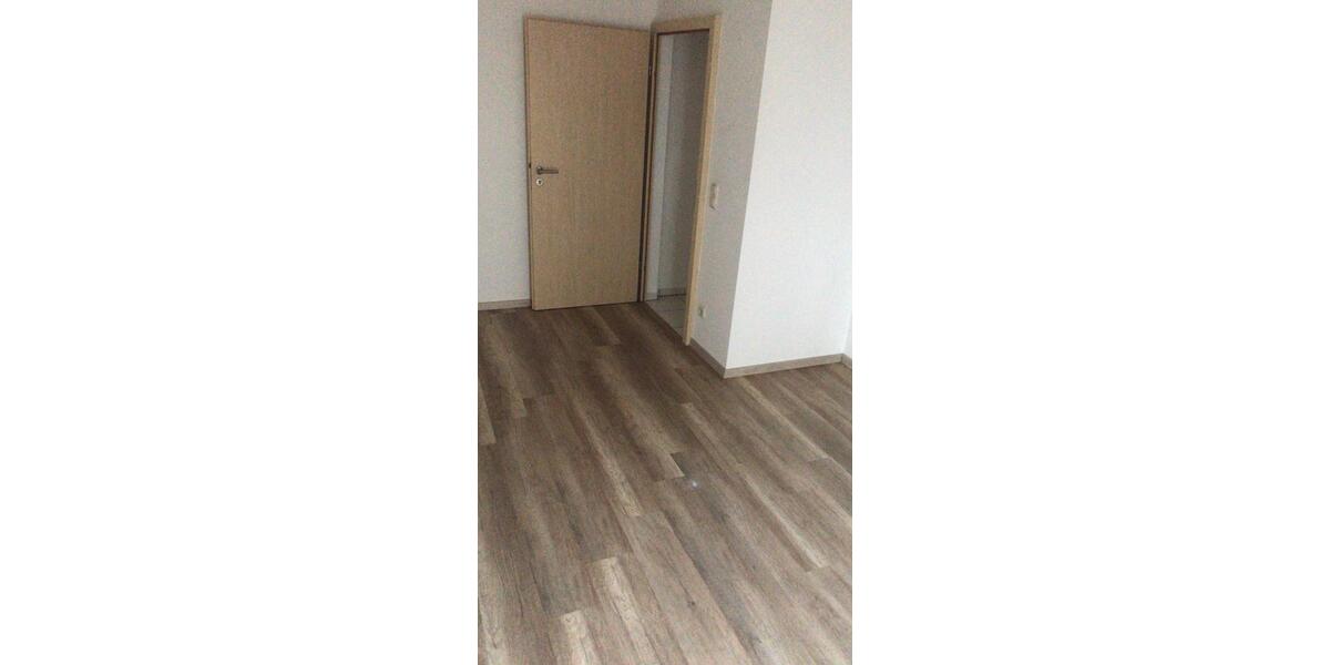Etagenwohnung Raguhn-Jeßnitz Jeßnitz (Anhalt) - 2 Zimmer, 40 m&sup2;, 240&euro; | Angebot:26663979