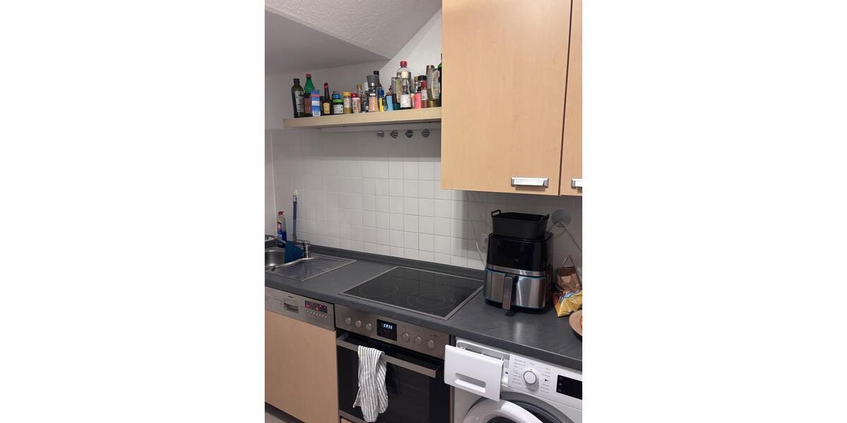 Dachgeschoßwohnung Frankfurt am Main Unterliederbach - 1 Zimmer, 15 m&sup2;, 510&euro; | Angebot:26024520