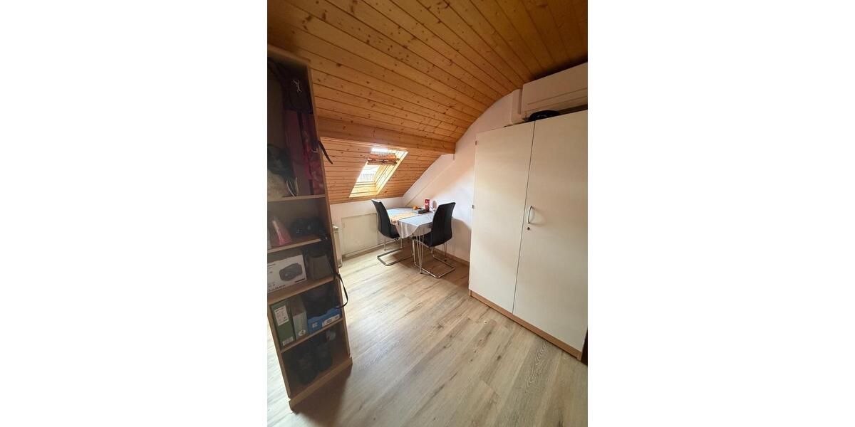 Dachgeschoßwohnung Karlsruhe Innenstadt-Ost - 1 Zimmer, 35 m&sup2;, 550&euro; | Angebot:26547363