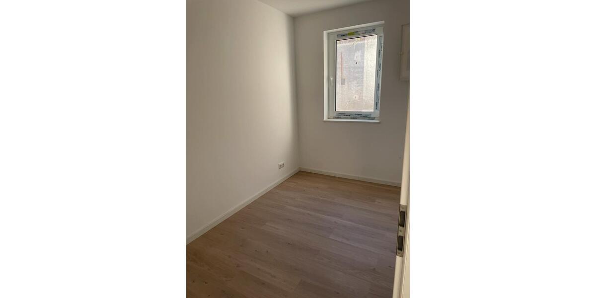 Erdgeschoßwohnung Hamburg Lohbrügge - 3 Zimmer, 81 m&sup2;, 1.700&euro; | Angebot:24374036