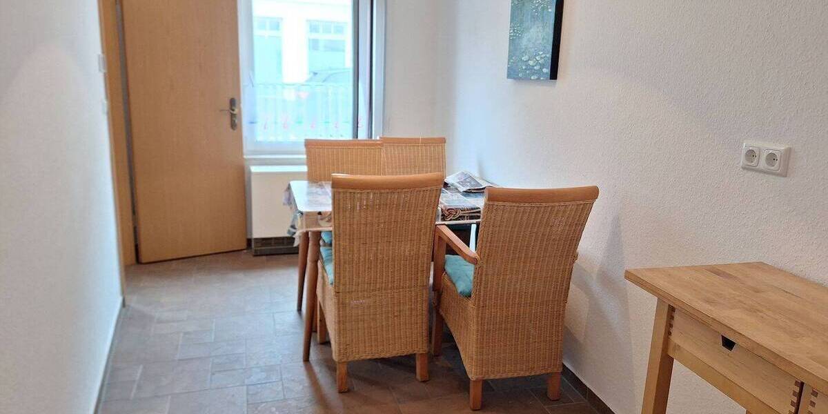 Mehrfamilienhaus, Wohnhaus Gützkow - 2 Zimmer, 68 m&sup2;, 425&euro; | Angebot:25664110