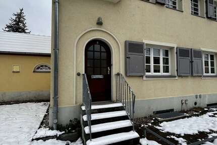 Haus Gräfenhainichen - 3 Zimmer, 65 m&sup2;, 650&euro; | Angebot:24954249