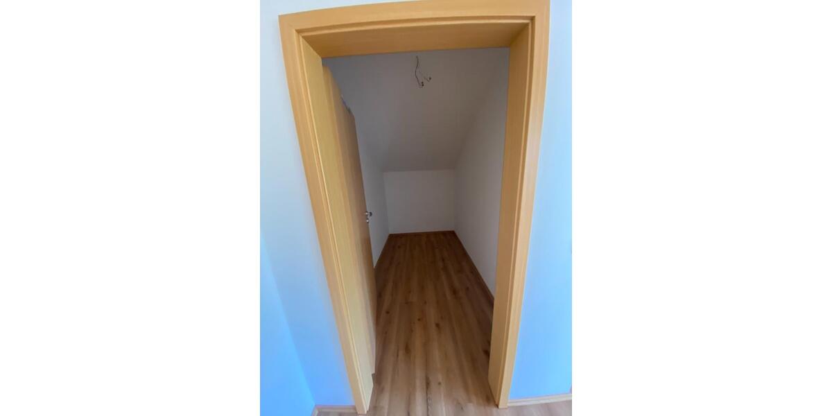 Dachgeschoßwohnung Vorbach - 2.5 Zimmer, 113 m&sup2;, 810&euro; | Angebot:24658415