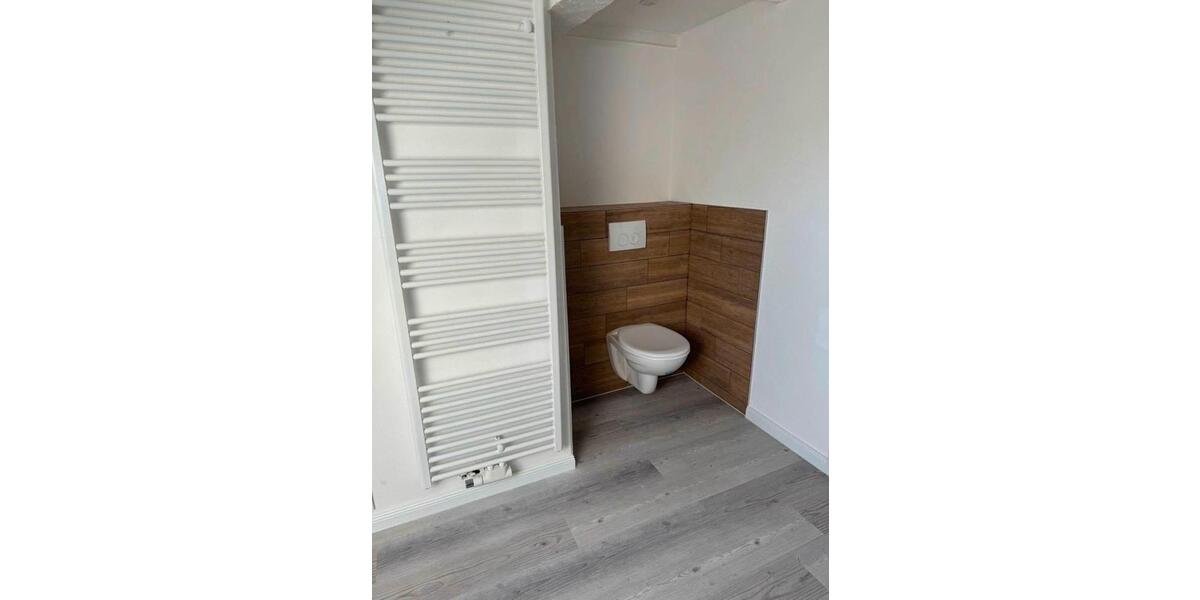 Etagenwohnung Bad Wildungen - 3 Zimmer, 140 m&sup2;, 1.200&euro; | Angebot:26365825