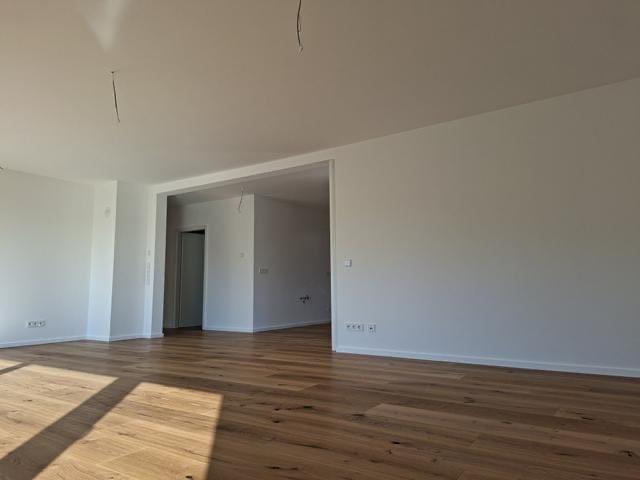Etagenwohnung Kelkheim (Taunus) - 3.5 Zimmer, 117 m&sup2;, 2.250&euro; | Angebot:26618611