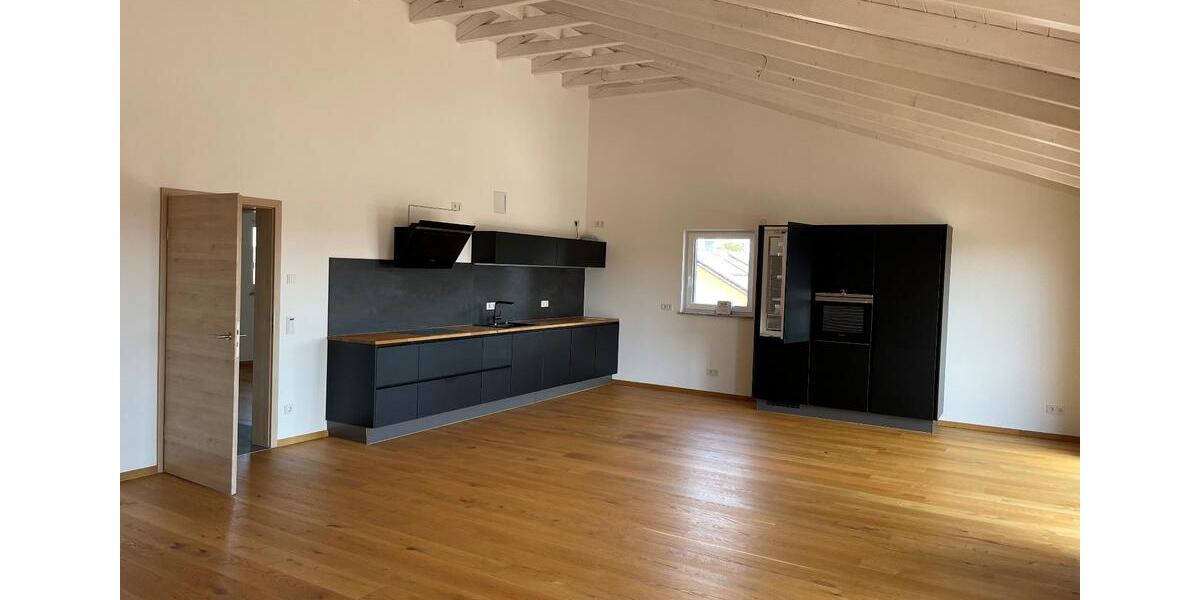 Etagenwohnung Pilsting - 2 Zimmer, 114 m&sup2;, 1.000&euro; | Angebot:25648876