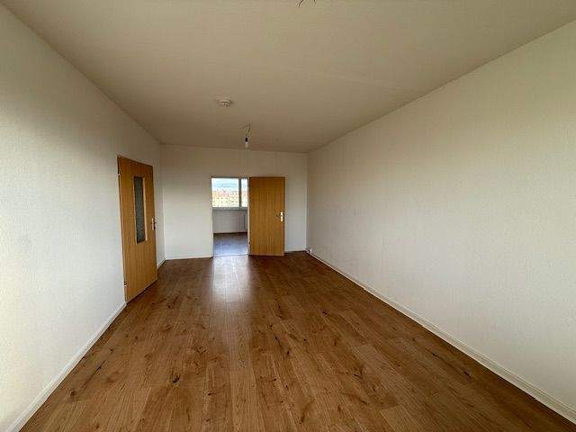 Etagenwohnung Zeithain - 4 Zimmer, 77 m&sup2;, 400&euro; | Angebot:25743015