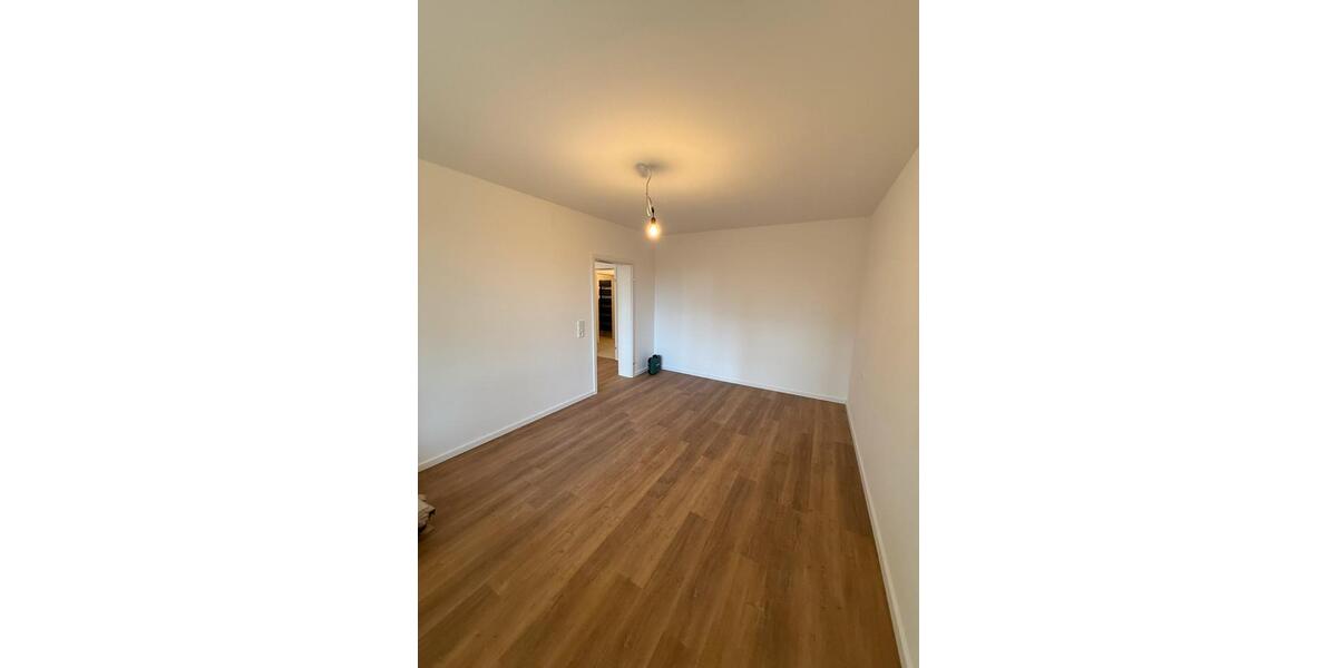 Hochparterre Wiesbaden Mainz-Amöneburg - 3 Zimmer, 72 m&sup2;, 1.290&euro; | Angebot:25795132