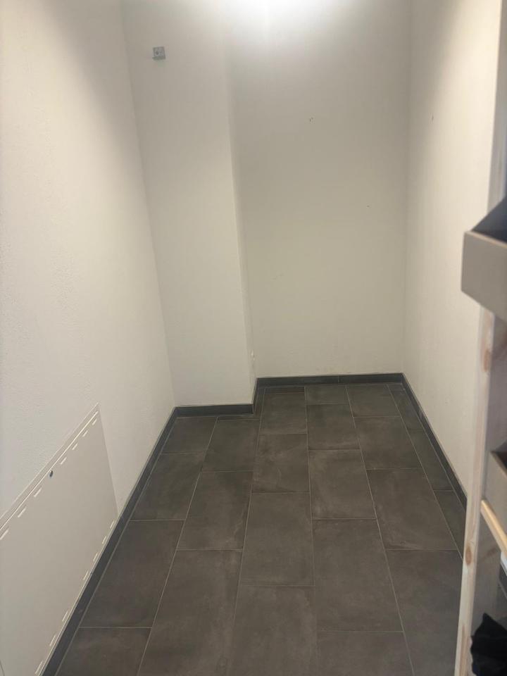 Neuwertige 3- Zimmer Wohnung mit Penthouse-Charakter