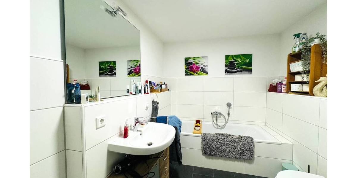 Etagenwohnung Röttenbach - 2 Zimmer, 83 m&sup2;, 800&euro; | Angebot:26928699