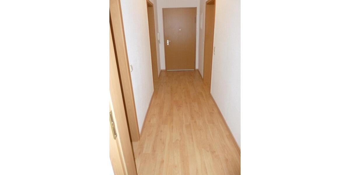 Etagenwohnung Wolmirstedt - 3 Zimmer, 83 m&sup2;, 619&euro; | Angebot:25805880