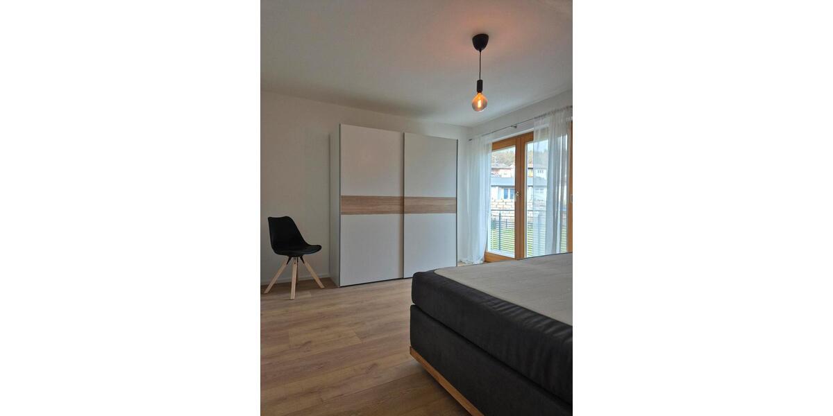 Wohnen auf Zeit Bräunlingen - 3 Zimmer, 60 m&sup2;, 50&euro; | Angebot:25996411