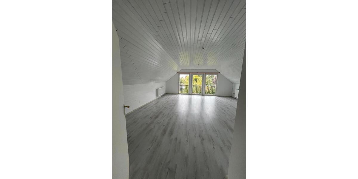2 Zimmer Dachgeschoss Wohnung 2 zimmer