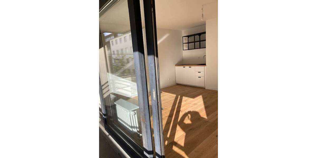Etagenwohnung Düsseldorf Unterbilk - 1 Zimmer, 26 m&sup2;, 600&euro; | Angebot:25515121