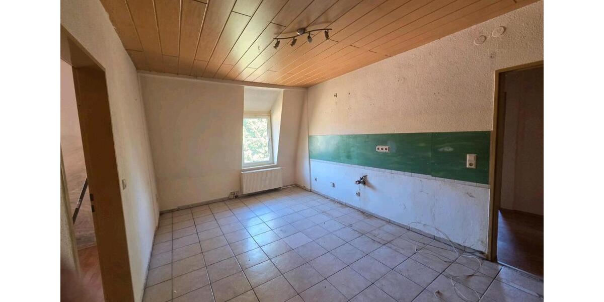 Etagenwohnung Spremberg - 4 Zimmer, 100 m&sup2;, 700&euro; | Angebot:26567009