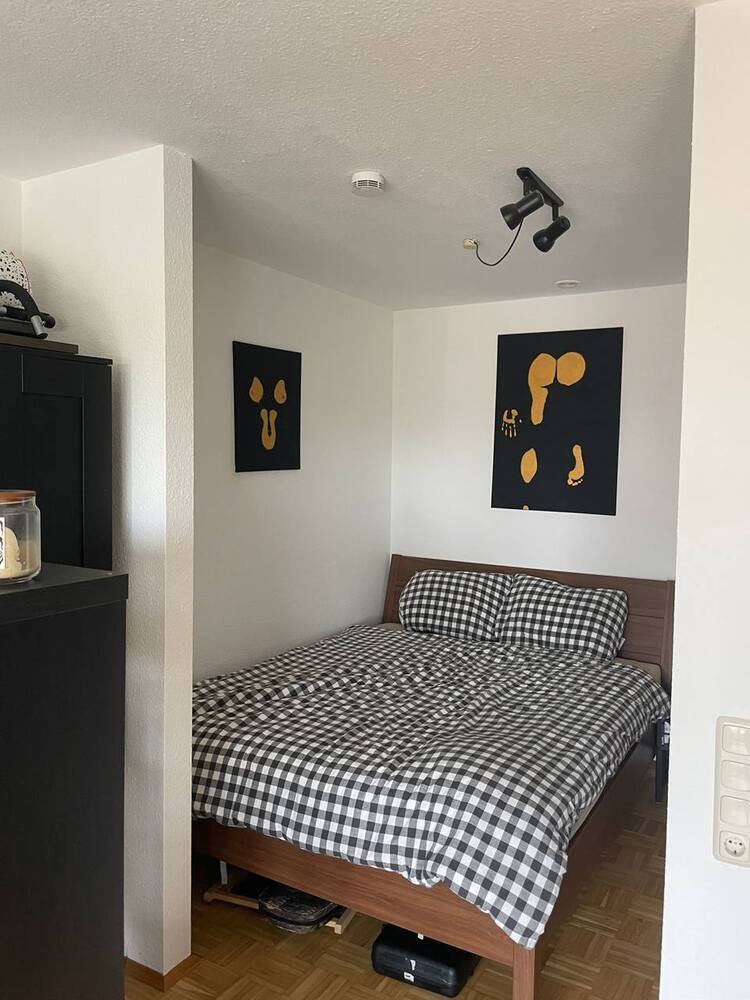 Gemütliche Dachgeschoßwohnung mit Balkon und Carport Stellplatz