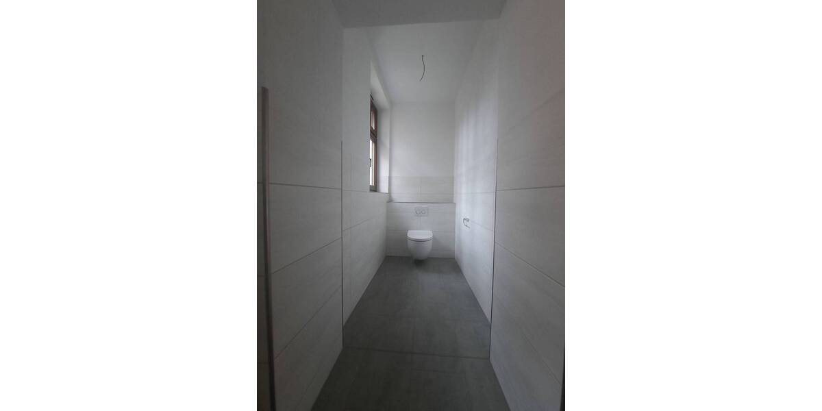 Etagenwohnung Zwickau Pölbitz - 5 Zimmer, 156 m&sup2;, 1.095&euro; | Angebot:26170929