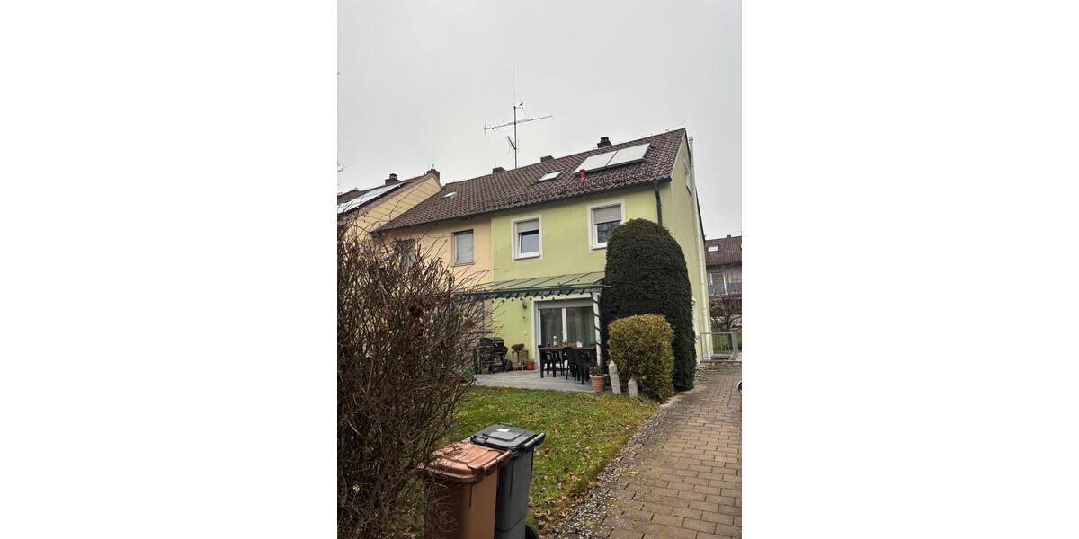 Reiheneckhaus zu vermieten -96 qm, Top Lage 5 zimmer