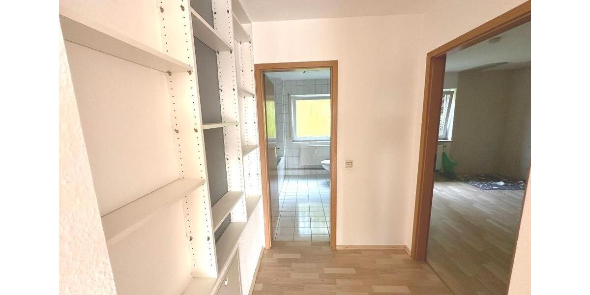 Etagenwohnung Sinsheim - 3 Zimmer, 79 m&sup2;, 1.000&euro; | Angebot:26580141