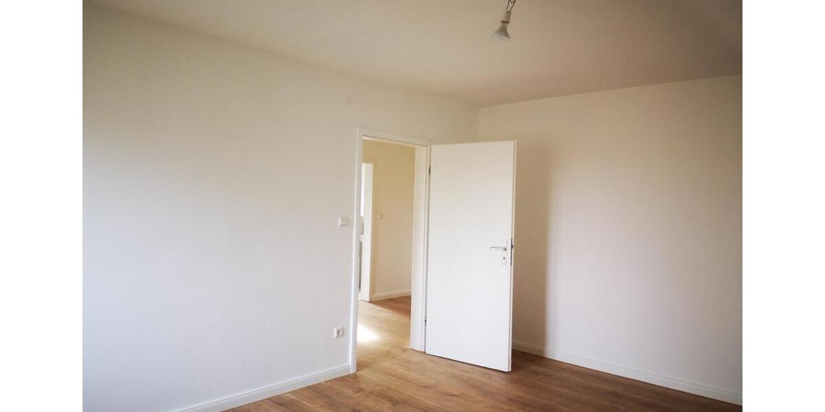 Dachgeschoßwohnung Langenhagen Engelbostel - 2 Zimmer, 75 m&sup2;, 743&euro; | Angebot:26492048