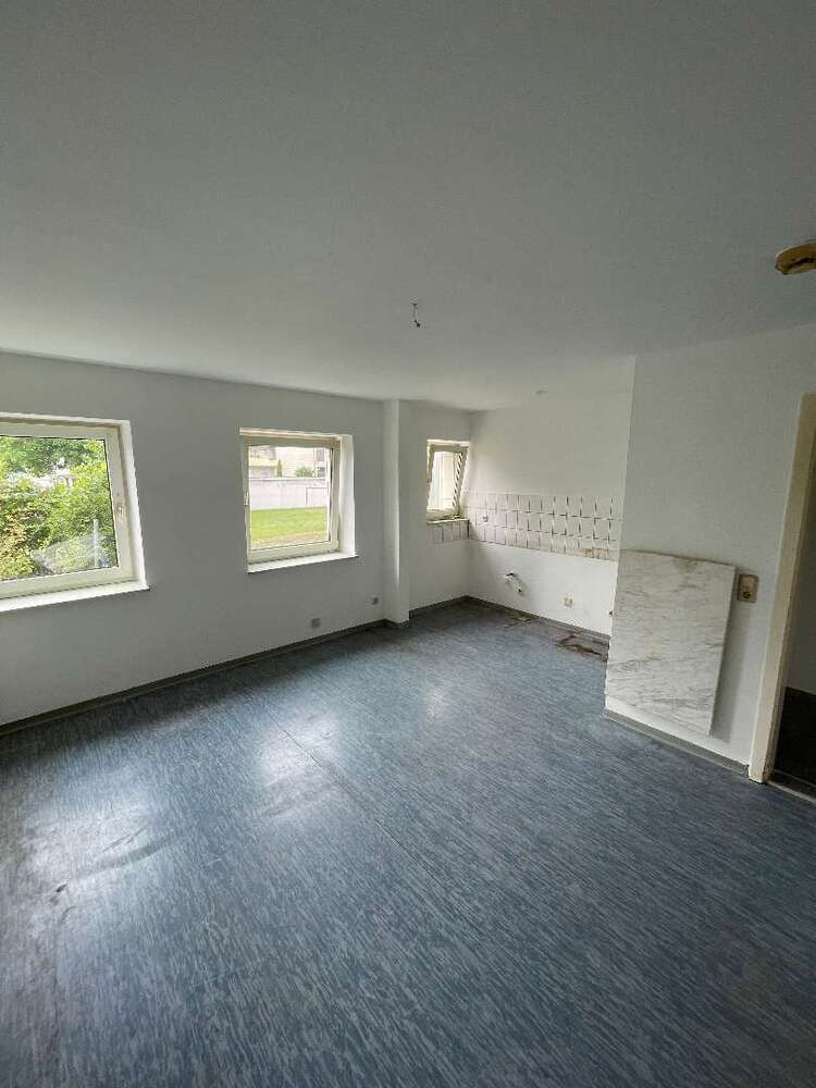 Wohnung zum Mieten in Neutraubling 450,04 € 54.95 m²