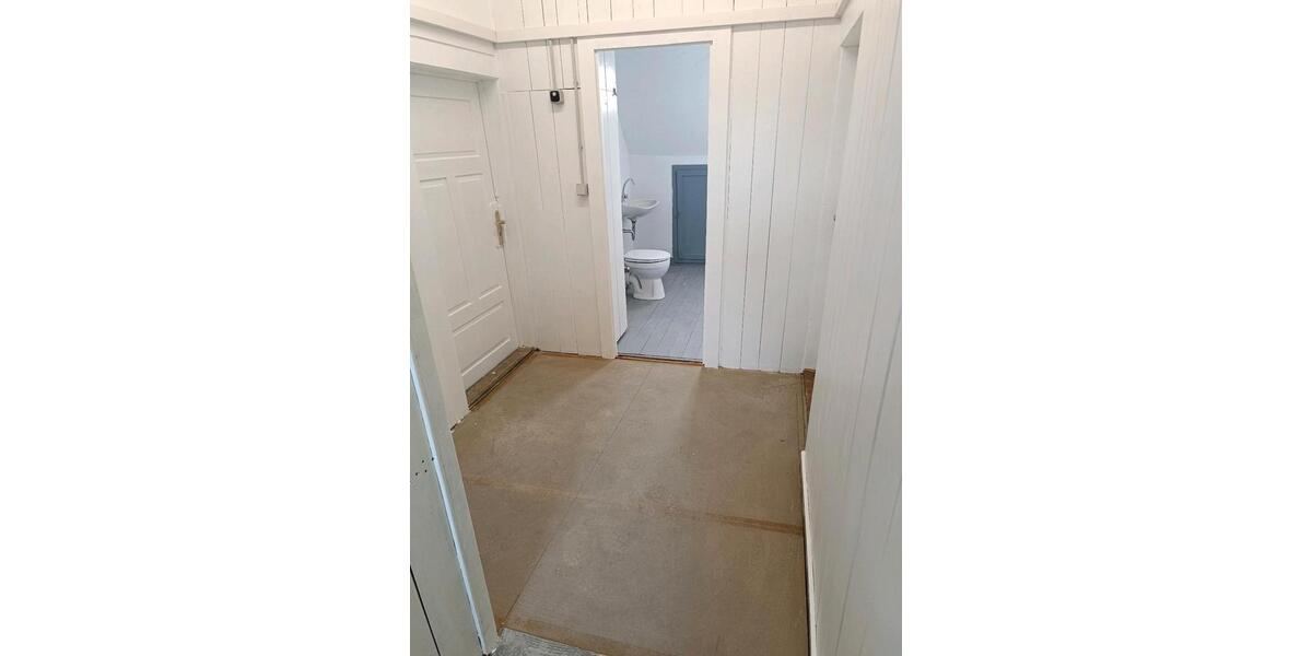 Etagenwohnung Röttenbach - 4 Zimmer, 65 m&sup2;, 400&euro; | Angebot:26121150