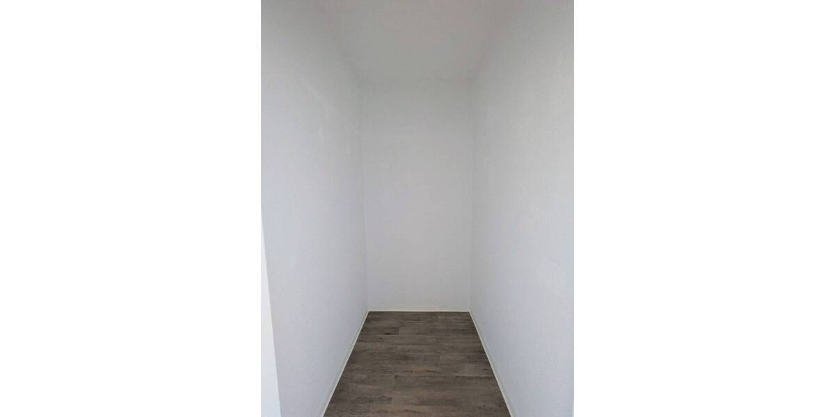 Etagenwohnung Gera Bieblach - 4 Zimmer, 87 m&sup2;, 735&euro; | Angebot:26054665