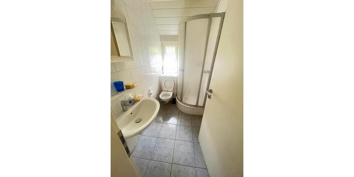 Dachgeschoßwohnung Lennestadt - 2 Zimmer, 40 m&sup2;, 350&euro; | Angebot:26582284
