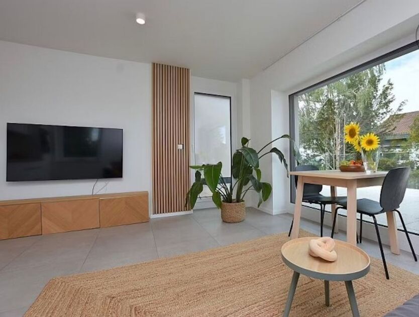 Möbliertes 2-Zimmer-Wohnung mit Terrasse im beliebten Märchenviertel